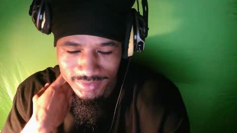 Snapshot of iamjohnny4u chatting on 11/25/25, 11:16 iamjohnny4u online show from 11/25/25, 11:16