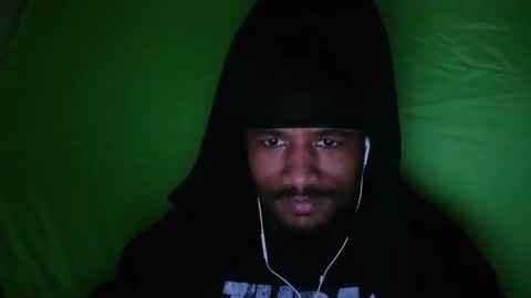 Snapshot of iamjohnny4u chatting on 12/14/25, 01:00 iamjohnny4u online show from 12/14/25, 01:00