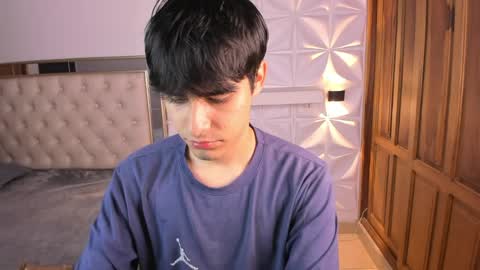 Snapshot of iamjuanjoc chatting on 04/06/26, 04:46 iamjuanjoc online show from 04/06/26, 04:46