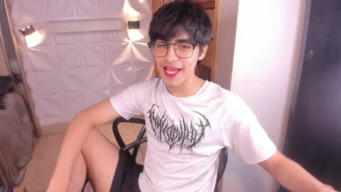 Snapshot of iamjuanjoc chatting on 05/16/26, 03:25 iamjuanjoc online show from 05/16/26, 03:25