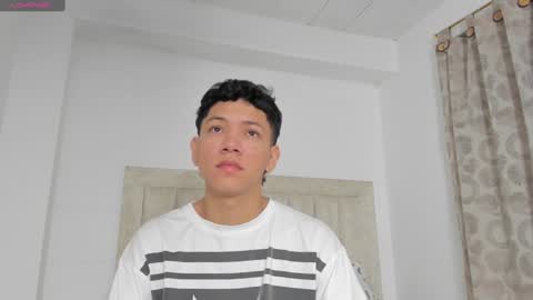 Juliiiiian online show from 12/29/24, 11:29