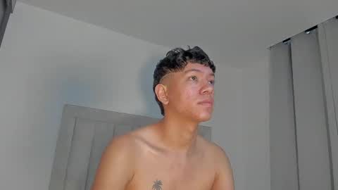 Juliiiiian online show from 04/29/26, 11:25