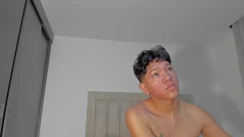 Juliiiiian online show from 05/27/26, 11:51