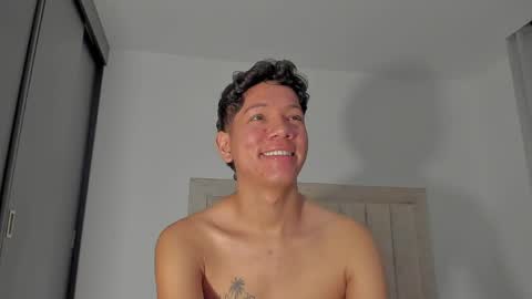 Juliiiiian online show from 06/06/26, 11:04