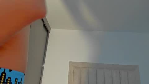Juliiiiian online show from 06/15/26, 11:34