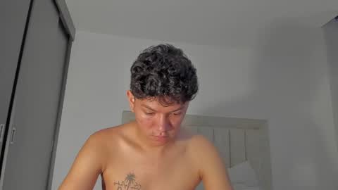 Juliiiiian online show from 06/25/26, 11:26