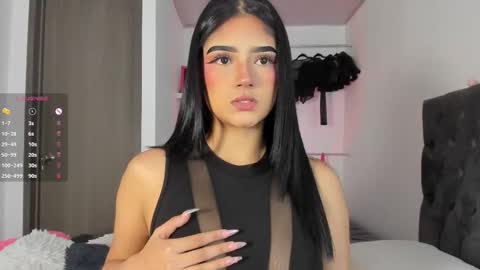    online show from 09/27/25, 08:03