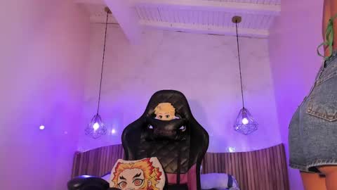 Nayuta online show from 05/10/26, 07:41