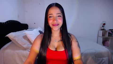 Camila online show from 10/04/25, 07:50