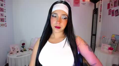 Snapshot of iamroxanne chatting on 06/30/26, 01:28 Camila online show from 06/30/26, 01:28