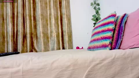 Iamnidhicam online show from 01/17/25, 01:56
