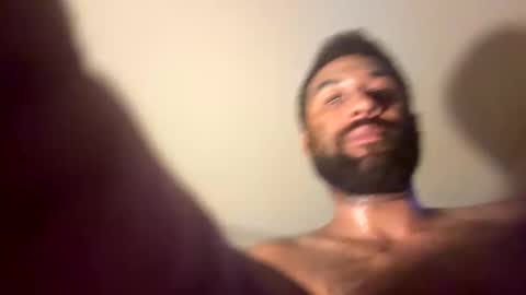 iamtheone403 online show from 10/08/25, 01:25