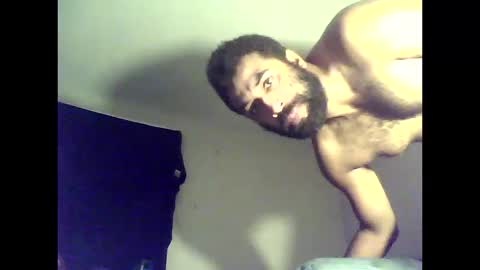 iamtheone403 online show from 10/11/25, 04:22