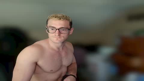 iamtommyparker online show from 09/18/25, 06:10