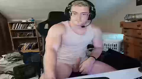 iamtommyparker online show from 09/27/25, 08:03