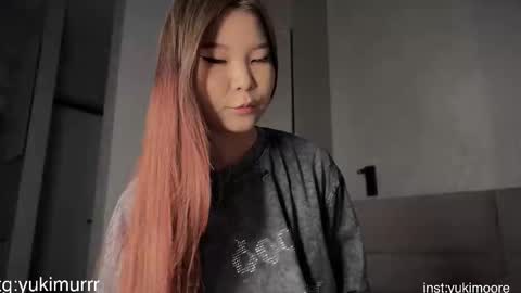 Snapshot of iamyuki_ chatting on 03/21/26, 01:43 iamyuki_ online show from 03/21/26, 01:43