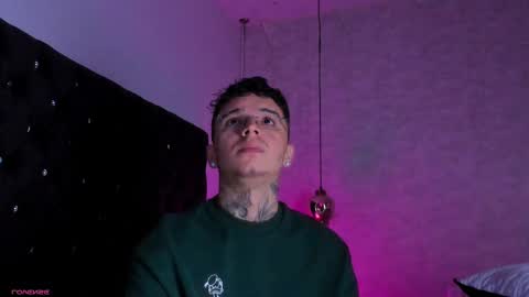 IAN CASTILLO online show from 10/04/25, 11:19