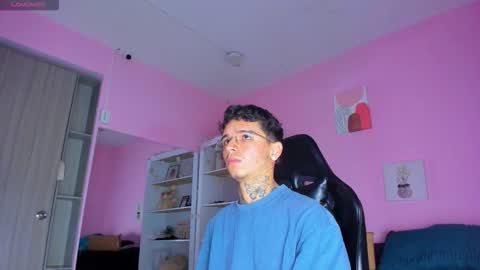 IAN CASTILLO online show from 10/10/25, 11:09