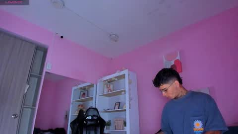 IAN CASTILLO online show from 11/07/25, 11:10