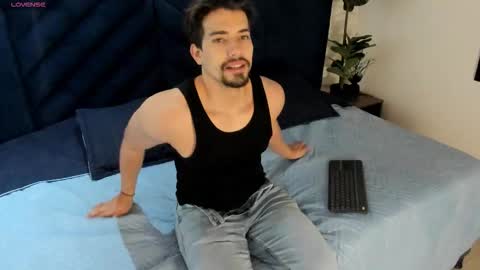 Ian Davis online show from 09/21/25, 11:45