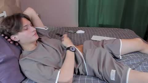 Ian Flor online show from 06/05/26, 10:32