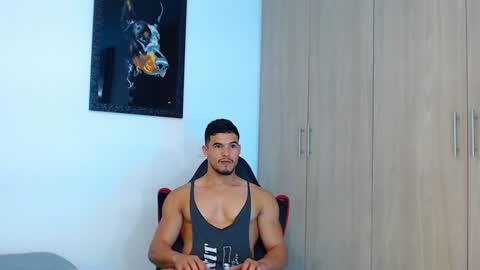 I A N -- H A M M E R online show from 12/19/24, 10:53