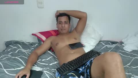 Snapshot of ian_taylor_xxx chatting on 01/22/25, 11:23 ian_taylor_xxx online show from 01/22/25, 11:23