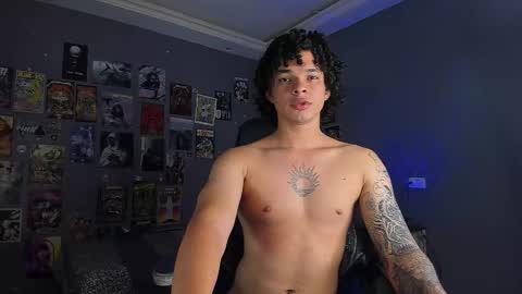 Snapshot of ian_versace chatting on 01/14/26, 08:36 Andres online show from 01/14/26, 08:36