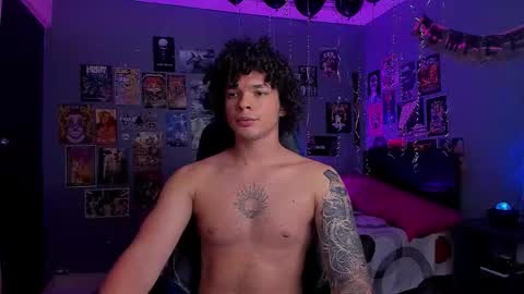 Snapshot of ian_versace chatting on 02/07/26, 12:58 Andres online show from 02/07/26, 12:58