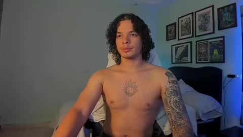 Snapshot of ian_versace chatting on 04/16/26, 09:50 Andres online show from 04/16/26, 09:50