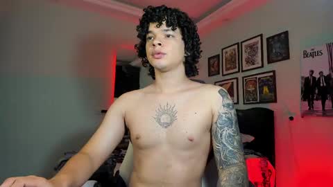 Snapshot of ian_versace chatting on 05/16/26, 09:13 Andres online show from 05/16/26, 09:13