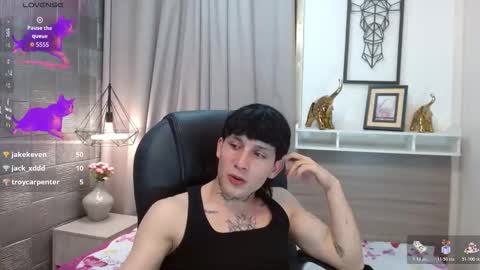 ian online show from 10/18/25, 06:48