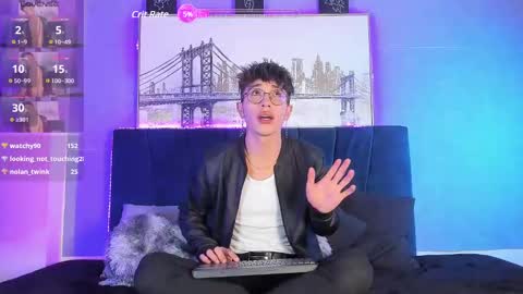Snapshot of ianwayne_ chatting on 12/18/24, 05:21 Andrew online show from 12/18/24, 05:21