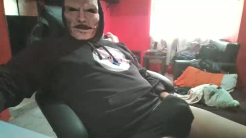 ibs666 online show from 12/16/24, 09:41