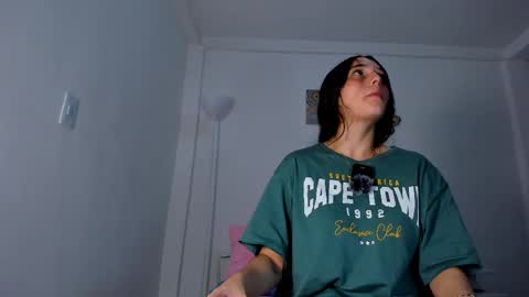 ice online show from 09/18/25, 09:17