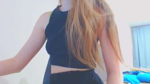 Snapshot of icebaby16 chatting on 01/15/25, 08:30 Ice online show from 01/15/25, 08:30