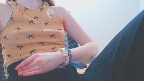 Snapshot of icebaby16 chatting on 01/21/25, 04:27 Ice online show from 01/21/25, 04:27