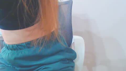 Snapshot of icebaby16 chatting on 01/29/25, 01:17 Ice online show from 01/29/25, 01:17