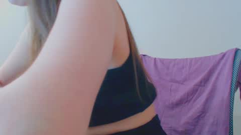 Snapshot of icebaby16 chatting on 02/18/25, 02:49 Ice online show from 02/18/25, 02:49