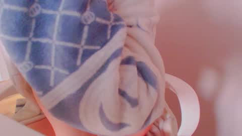 Snapshot of icebaby16 chatting on 02/21/25, 08:07 Ice online show from 02/21/25, 08:07