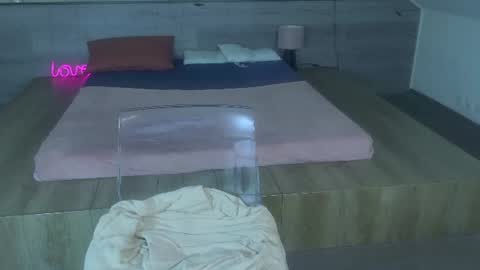 Snapshot of icebluebabe chatting on 06/10/26, 07:13 Ice Blue online show from 06/10/26, 07:13