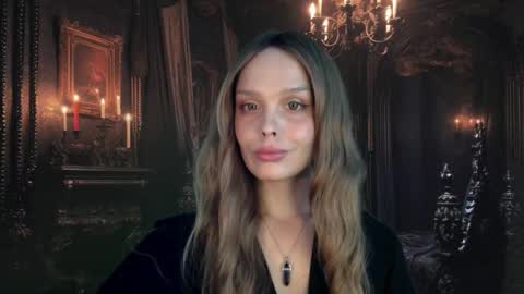 Snapshot of icecreamamy chatting on 09/29/25, 11:53 Nina online show from 09/29/25, 11:53