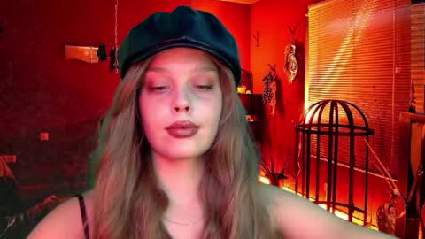 Snapshot of icecreamamy chatting on 10/05/25, 03:05 Nina online show from 10/05/25, 03:05