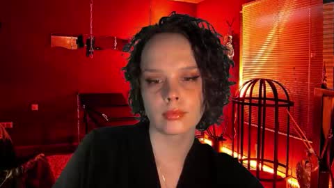 Snapshot of icecreamamy chatting on 12/05/25, 02:20 Nina online show from 12/05/25, 02:20