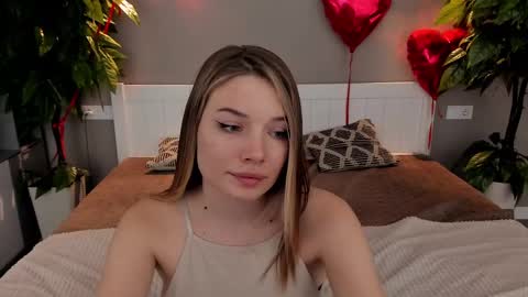 Danielle online show from 03/09/25, 06:43