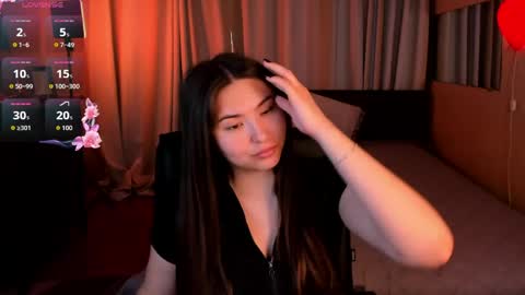 Snapshot of iceicebabe_ chatting on 06/06/26, 01:43 Aiza online show from 06/06/26, 01:43