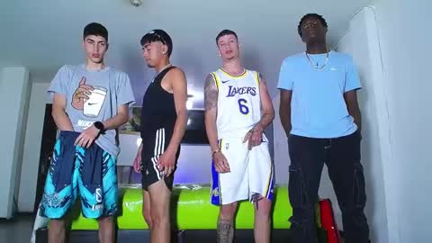 THOMAS AND DAMIAND online show from 09/26/25, 01:15