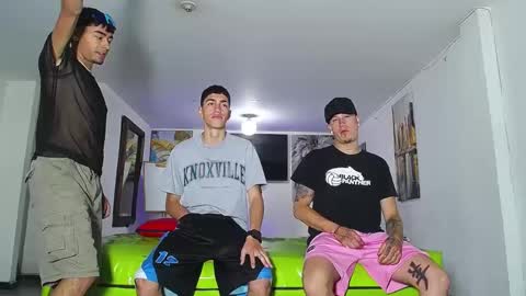 THOMAS AND DAMIAND online show from 09/28/25, 01:05