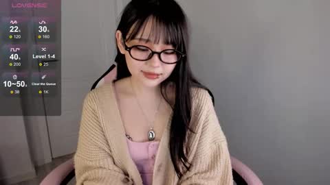 Hitomi   online show from 09/25/25, 05:05