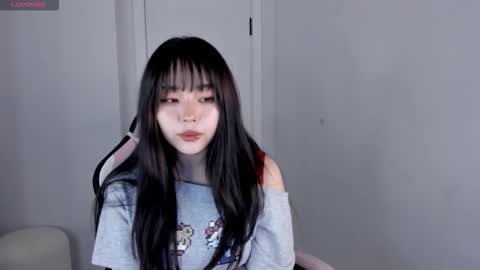 Hitomi   online show from 09/26/25, 10:03